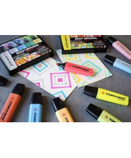 Rotulador stabilo boss fluorescente 70 arty line colores calidos estuche carton de 5 unidades colores