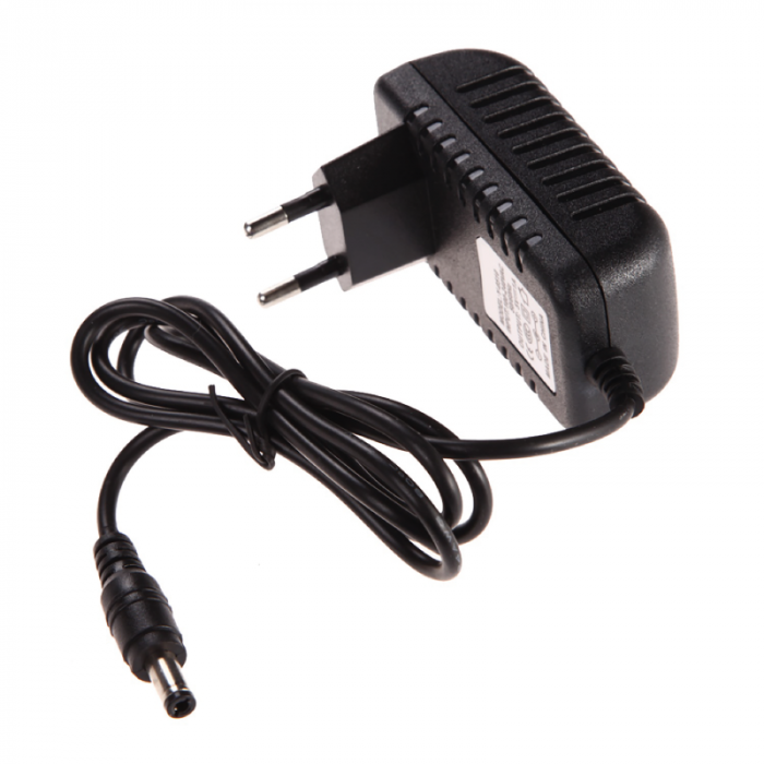 Cargador universal portátiles 12W JT-1210